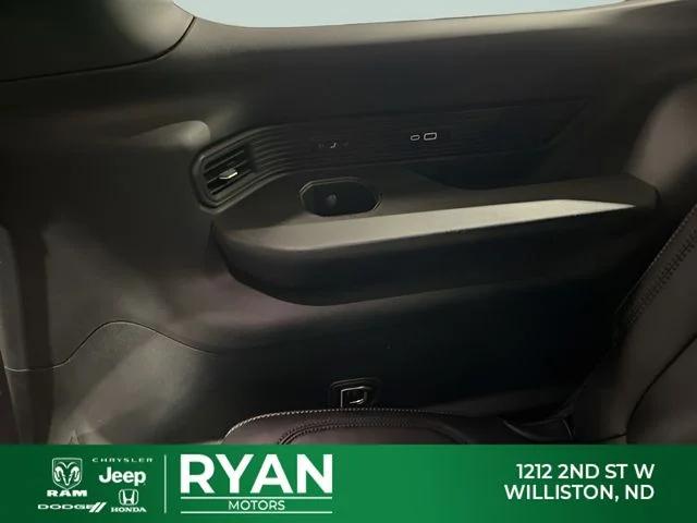 2026 Jeep Grand Wagoneer Upland 4x4