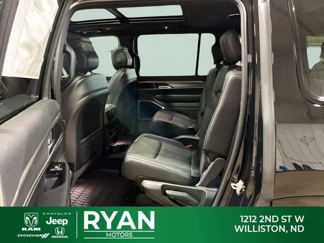 2026 Jeep Grand Wagoneer Upland 4x4