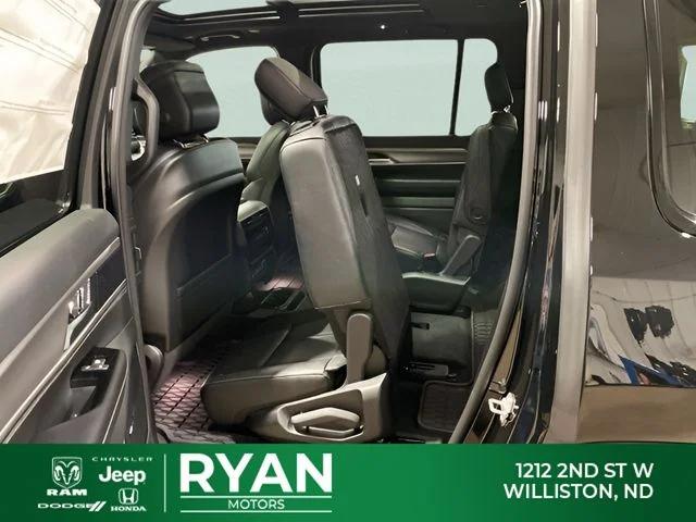2026 Jeep Grand Wagoneer Upland 4x4