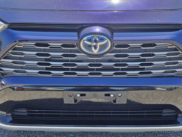 2019 Toyota RAV4 Hybrid XSE