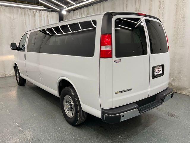 2024 Chevrolet Express Passenger RWD 3500 Extended Wheelbase LT