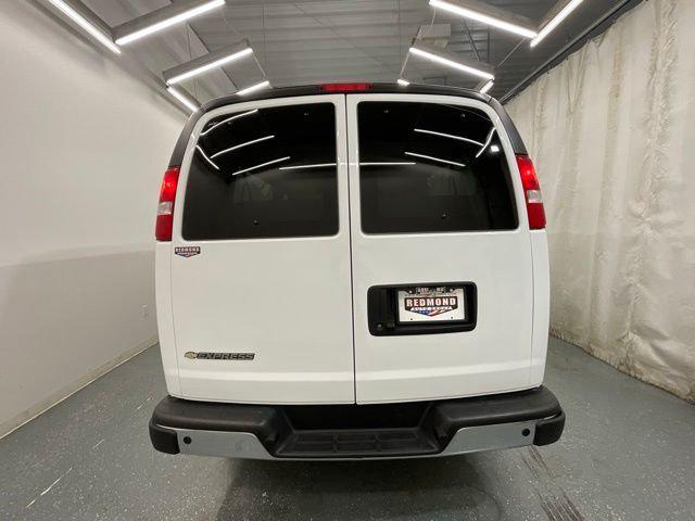 2024 Chevrolet Express Passenger RWD 3500 Extended Wheelbase LT