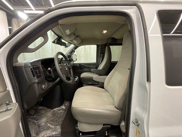 2024 Chevrolet Express Passenger RWD 3500 Extended Wheelbase LT
