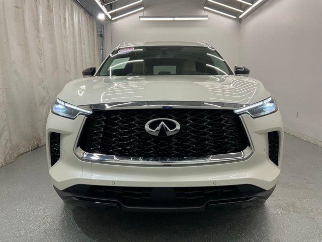 2023 INFINITI QX60 LUXE AWD