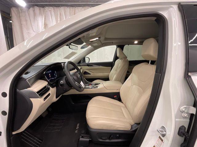 2023 INFINITI QX60 LUXE AWD