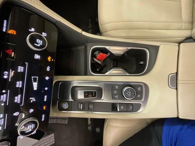 2023 INFINITI QX60 LUXE AWD