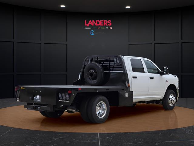2026 RAM Ram 3500 Chassis Cab RAM 3500 TRADESMAN CREW CAB CHASSIS 4X4 60 CA 2026 RAM Ram 3500 Chassis Cab RAM 3500 TRADESMAN CREW CAB CHASSIS 4X4 60 CA