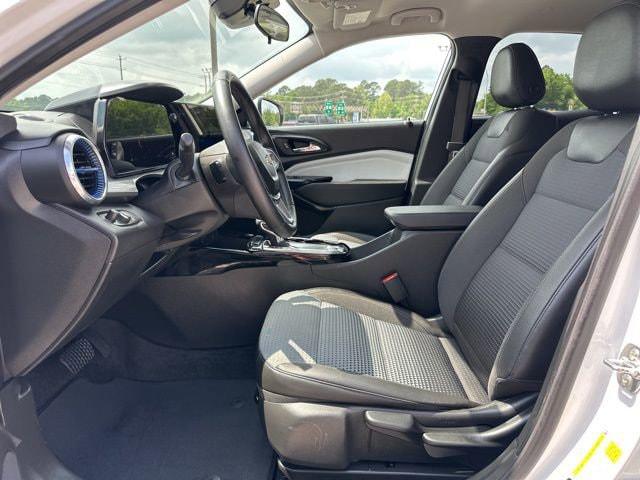 2025 Chevrolet Trax FWD LT