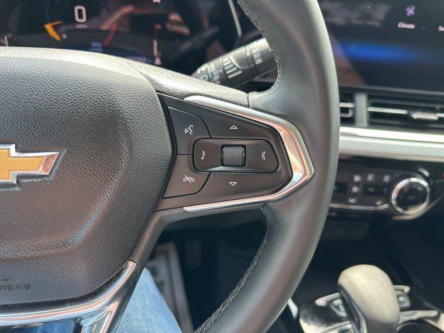 2025 Chevrolet Trax FWD LT