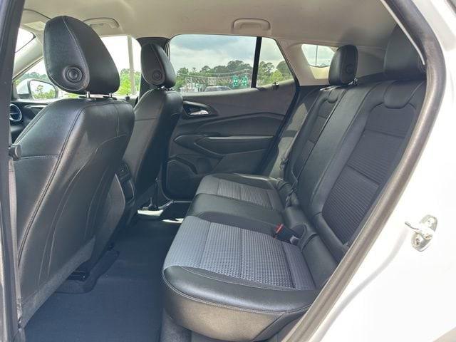 2025 Chevrolet Trax FWD LT