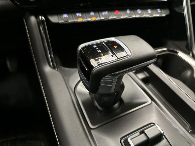 2023 GMC Sierra 1500 4WD Crew Cab Short Box AT4X