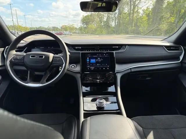 2025 Jeep Grand Cherokee Altitude 4x4