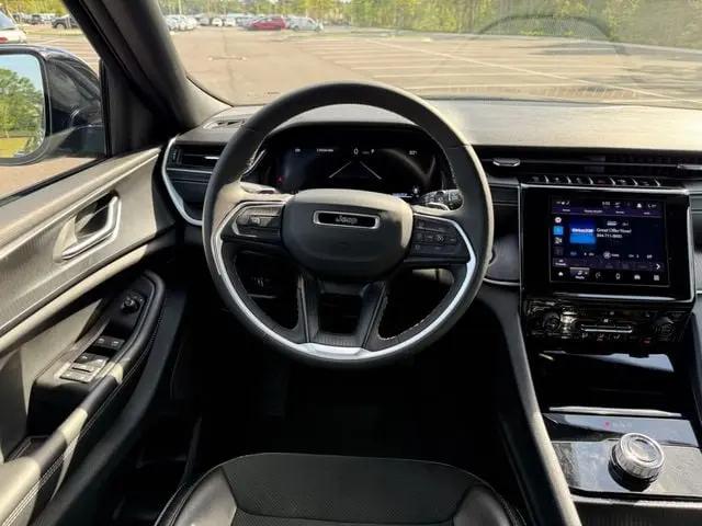 2025 Jeep Grand Cherokee Altitude 4x4