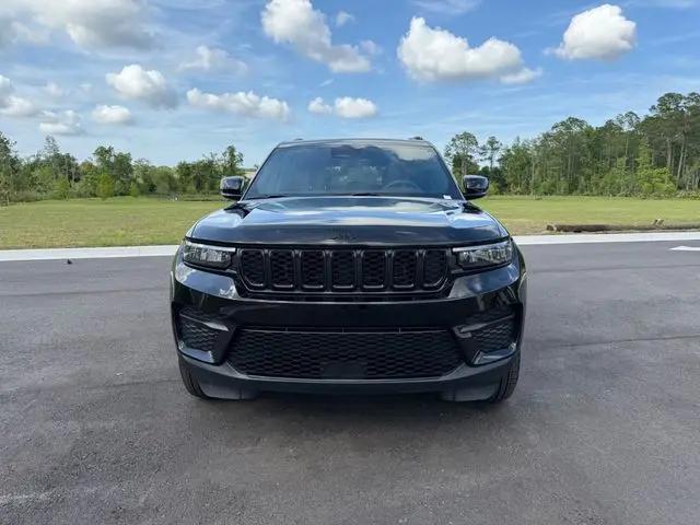 2025 Jeep Grand Cherokee Altitude 4x4