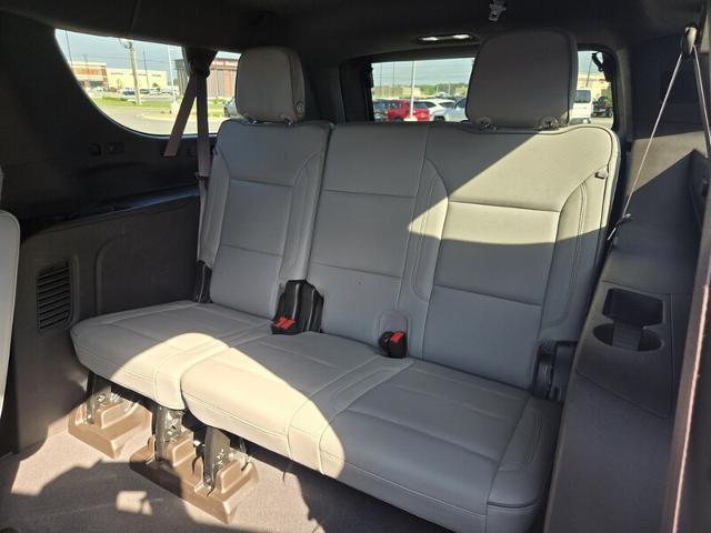 2022 GMC Yukon XL 4WD SLT