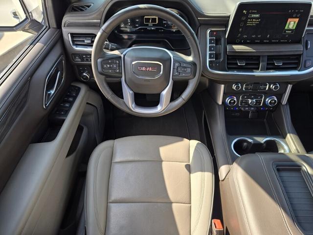 2022 GMC Yukon XL 4WD SLT