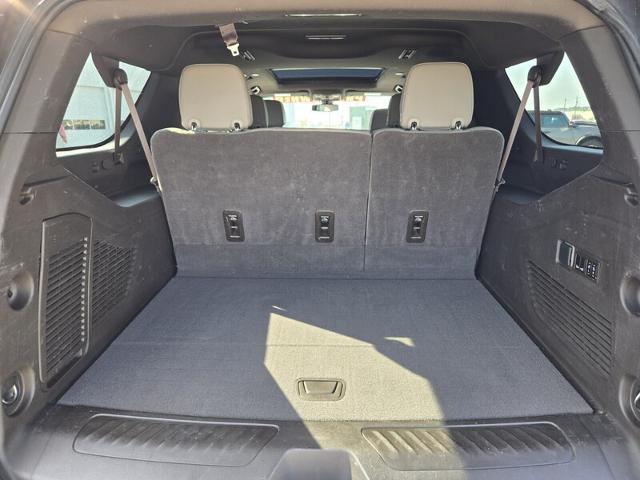 2022 GMC Yukon XL 4WD SLT
