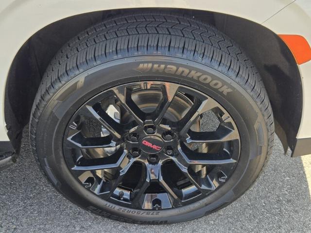 2022 GMC Yukon XL 4WD SLT