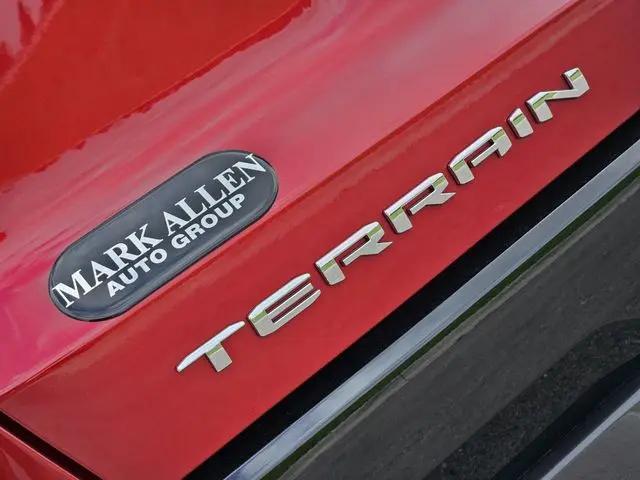 2026 GMC Terrain AWD AT4