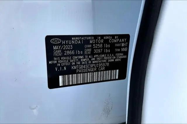 2023 Genesis G80 2.5T AWD