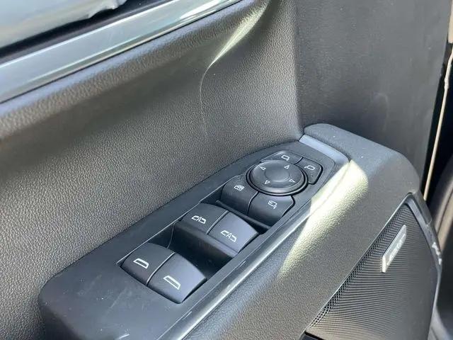 2026 Chevrolet Silverado 1500 4WD Crew Cab Short Bed LTZ