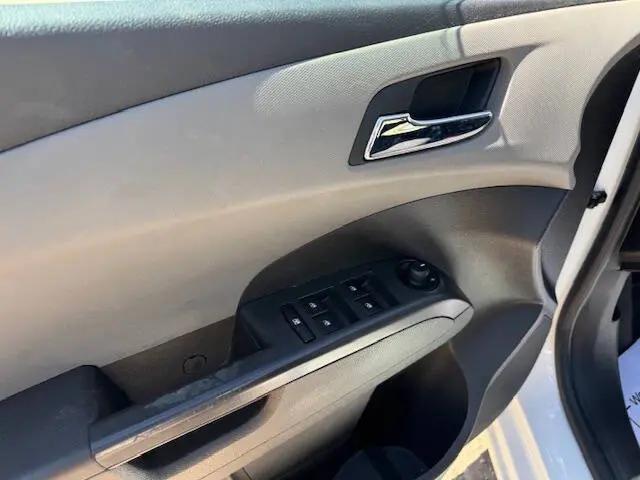 2012 Chevrolet Sonic 2LT