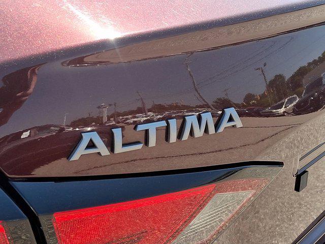 2024 Nissan Altima SV FWD