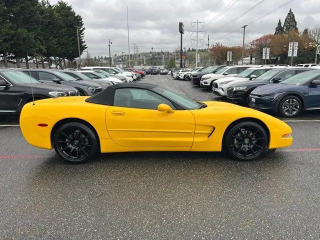 2004 Chevrolet Corvette Base