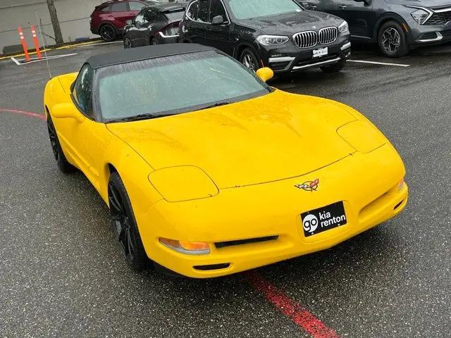 2004 Chevrolet Corvette Base