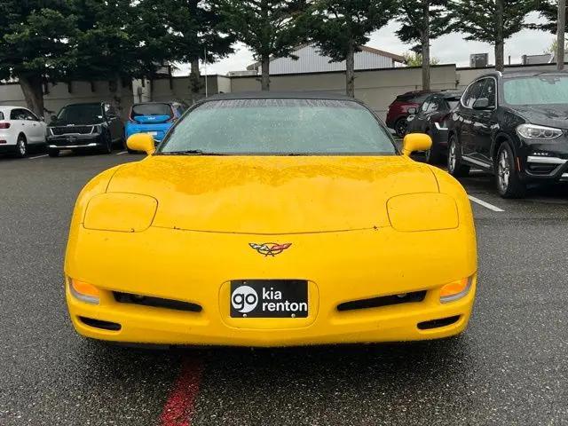 2004 Chevrolet Corvette Base
