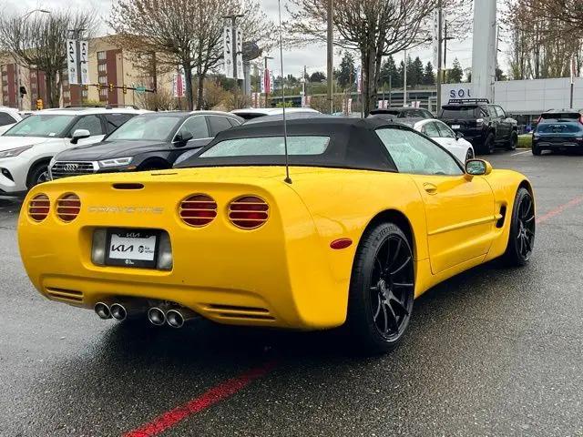 2004 Chevrolet Corvette Base