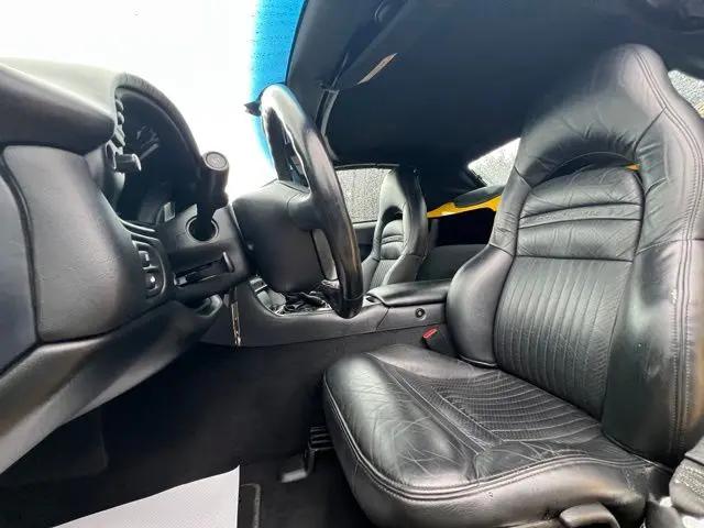 2004 Chevrolet Corvette Base