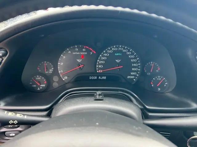 2004 Chevrolet Corvette Base