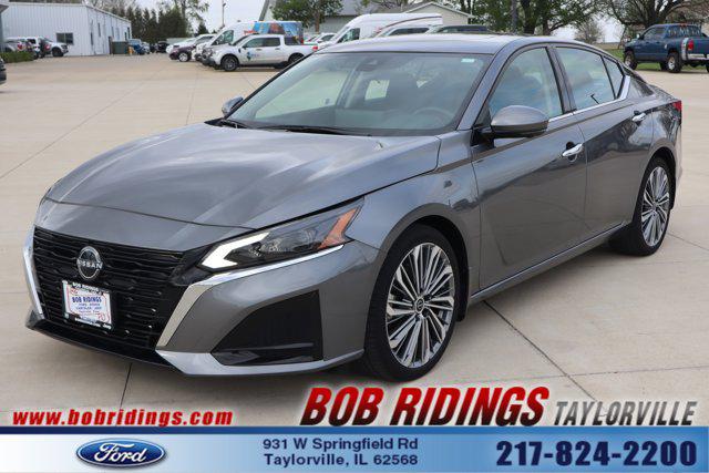 2023 Nissan Altima SL FWD for sale in Taylorville, IL