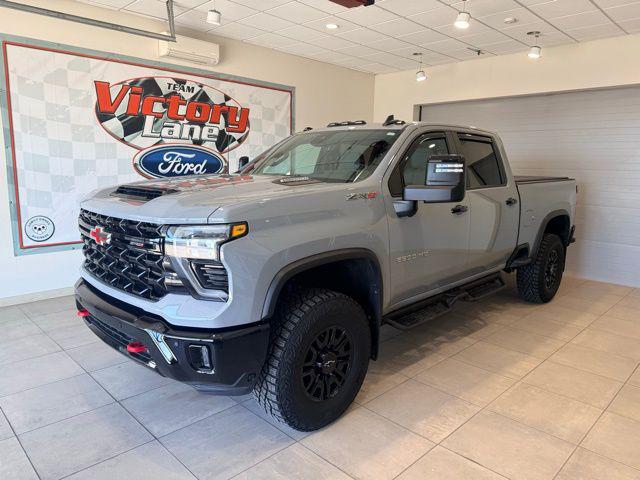 2025 Chevrolet Silverado 2500HD 4WD Crew Cab Standard Bed ZR2 for sale in Litchfield, IL