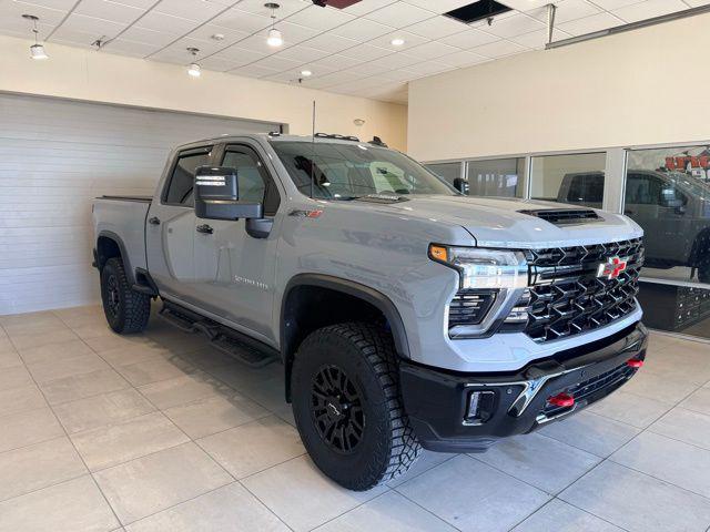 2025 Chevrolet Silverado 2500HD 4WD Crew Cab Standard Bed ZR2