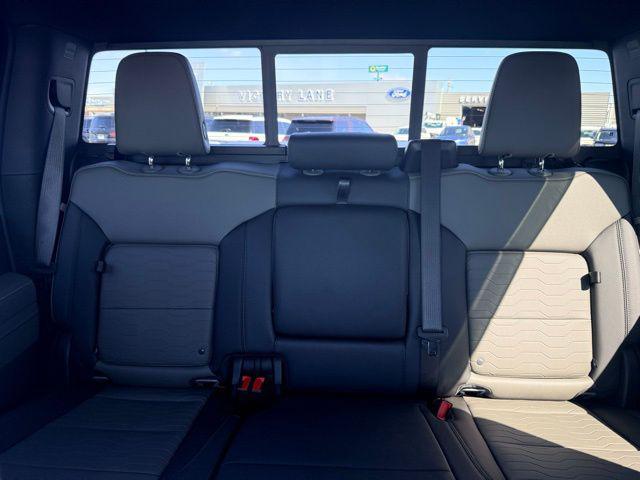 2025 Chevrolet Silverado 2500HD 4WD Crew Cab Standard Bed ZR2