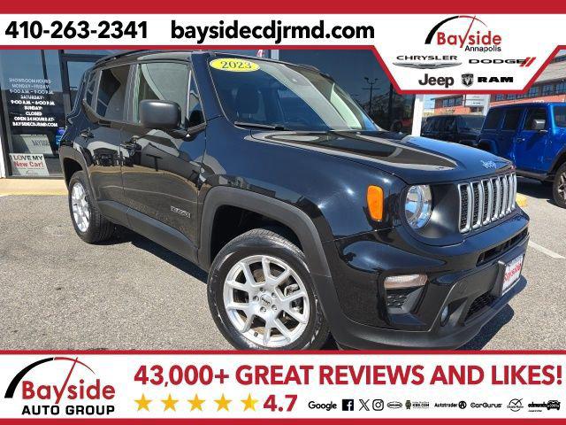 2023 Jeep Renegade Latitude 4x4 2023 Jeep Renegade Latitude 4x4