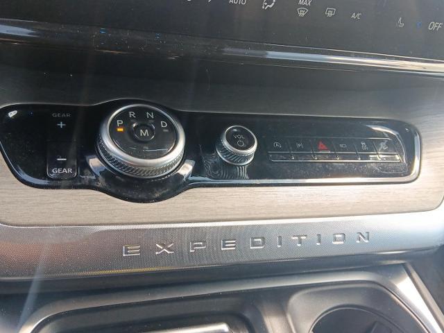 2025 Ford Expedition Platinum MAX