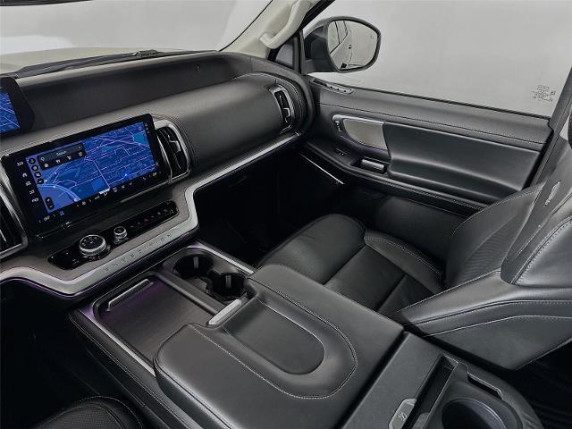 2025 Ford Expedition Platinum MAX