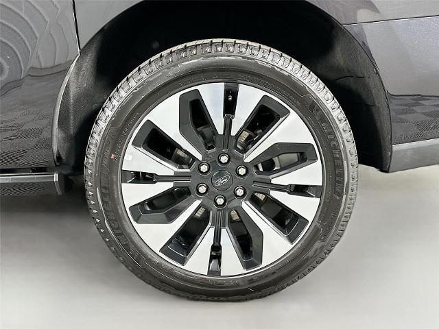 2025 Ford Expedition Platinum MAX