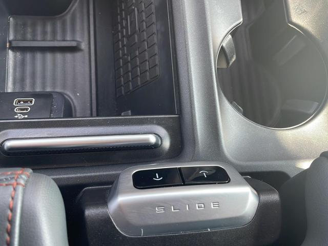 2025 Ford Expedition Active MAX