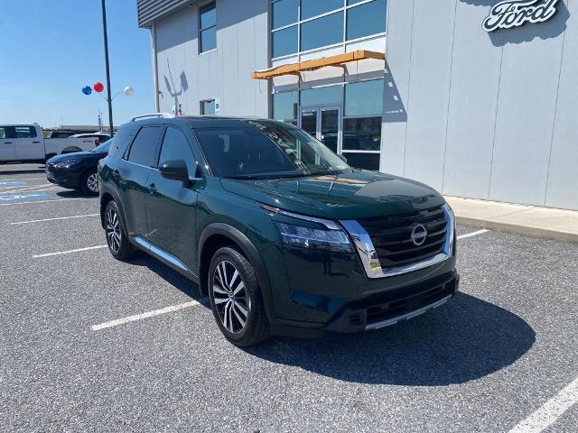 2024 Nissan Pathfinder Platinum 4WD