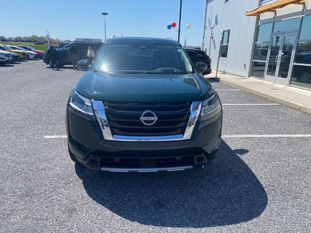 2024 Nissan Pathfinder Platinum 4WD