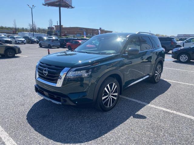 2024 Nissan Pathfinder Platinum 4WD