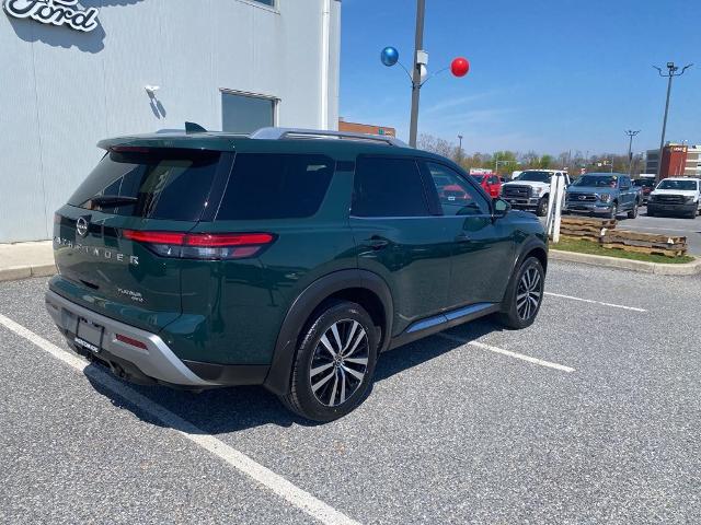 2024 Nissan Pathfinder Platinum 4WD