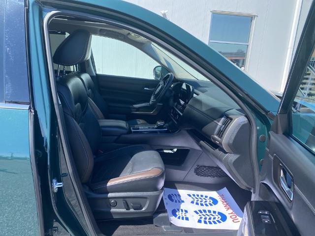 2024 Nissan Pathfinder Platinum 4WD