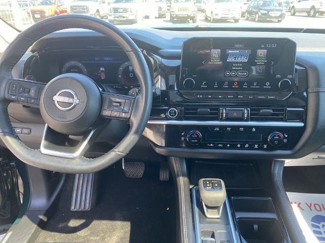 2024 Nissan Pathfinder Platinum 4WD