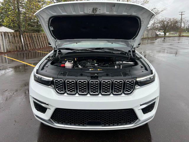 2025 Jeep Grand Cherokee Summit 4x4