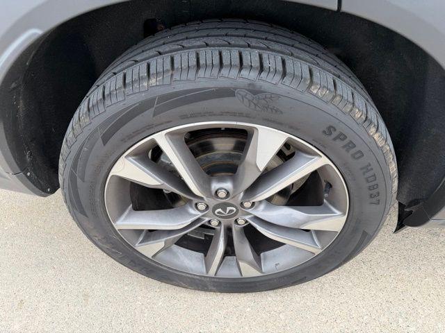 2024 INFINITI QX60 LUXE AWD